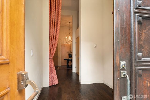 1845 16th Avenue, Seattle, WA 98122