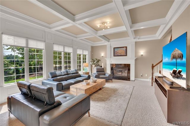 9123 Curry Ln, Clarence, NY 14032