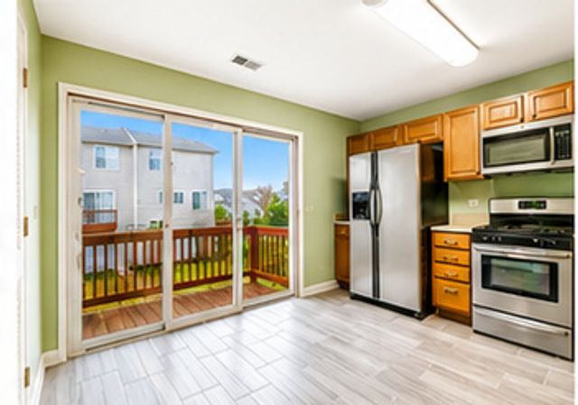 575 Treble Lane 575, Volo, IL 60073