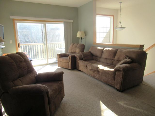 13841 54th Avenue N, Plymouth, MN 55446