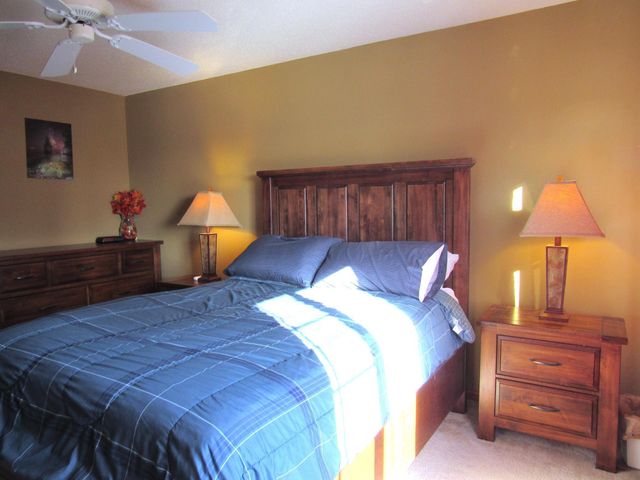 13841 54th Avenue N, Plymouth, MN 55446