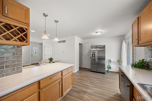 6028 Clemens Avenue, St Louis, MO 63112