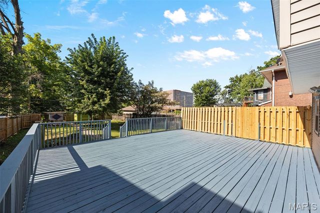6028 Clemens Avenue, St Louis, MO 63112
