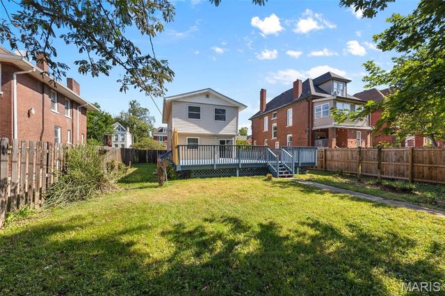 6028 Clemens Avenue, St Louis, MO 63112
