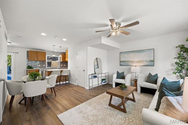 6028 Clemens Avenue, St Louis, MO 63112