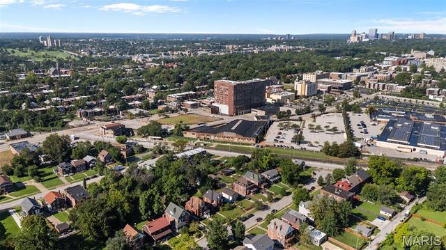 6028 Clemens Avenue, St Louis, MO 63112