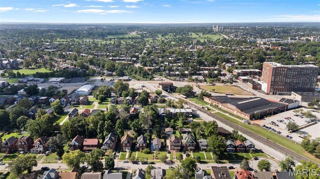 6028 Clemens Avenue, St Louis, MO 63112