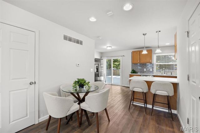 6028 Clemens Avenue, St Louis, MO 63112
