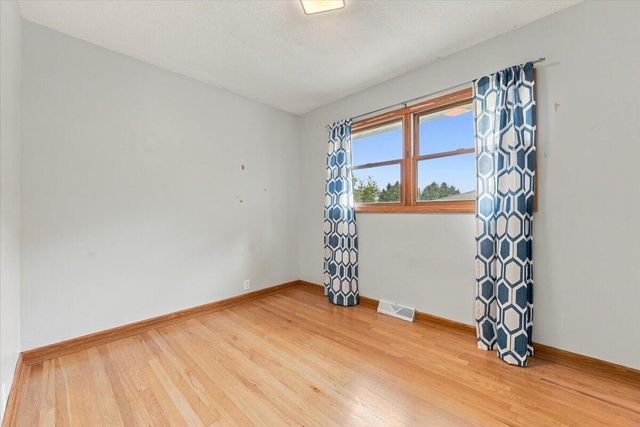 139 HAPPY HOLLOW Boulevard, Council Bluffs, IA 51503