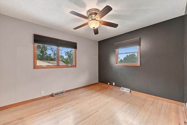 139 HAPPY HOLLOW Boulevard, Council Bluffs, IA 51503