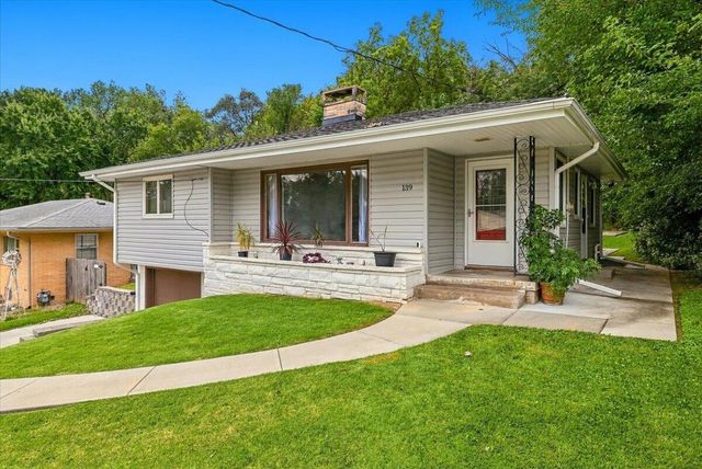 139 HAPPY HOLLOW Boulevard, Council Bluffs, IA 51503