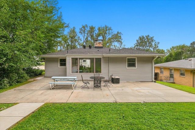 139 HAPPY HOLLOW Boulevard, Council Bluffs, IA 51503