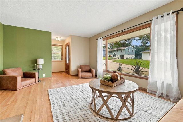 139 HAPPY HOLLOW Boulevard, Council Bluffs, IA 51503