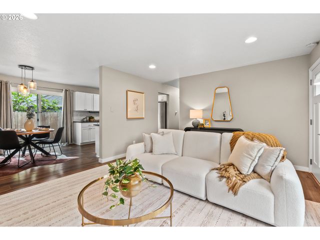10811 Sw 64TH Ave, Portland, OR 97219