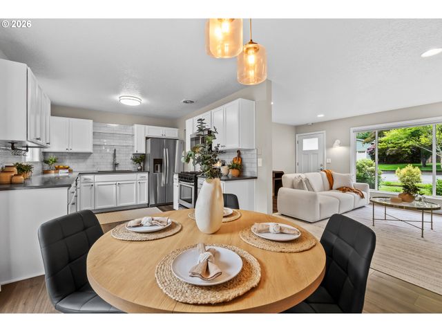 10811 Sw 64TH Ave, Portland, OR 97219