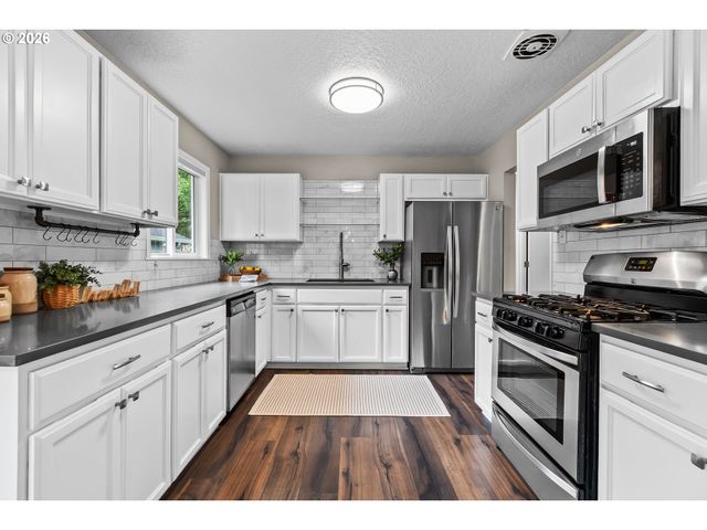 10811 Sw 64TH Ave, Portland, OR 97219