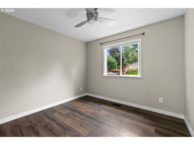 10811 Sw 64TH Ave, Portland, OR 97219