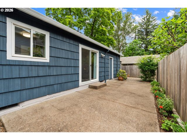 10811 Sw 64TH Ave, Portland, OR 97219