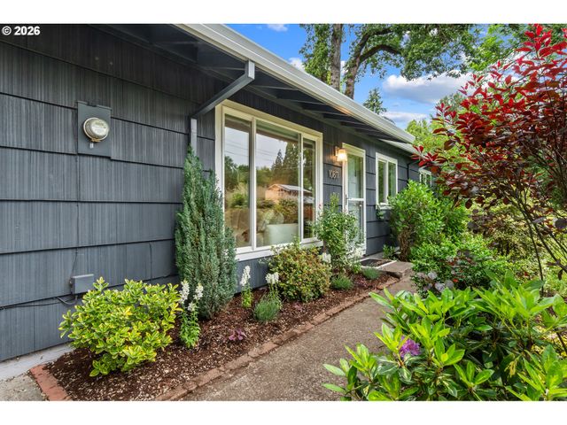 10811 Sw 64TH Ave, Portland, OR 97219