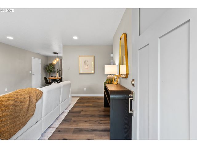 10811 Sw 64TH Ave, Portland, OR 97219