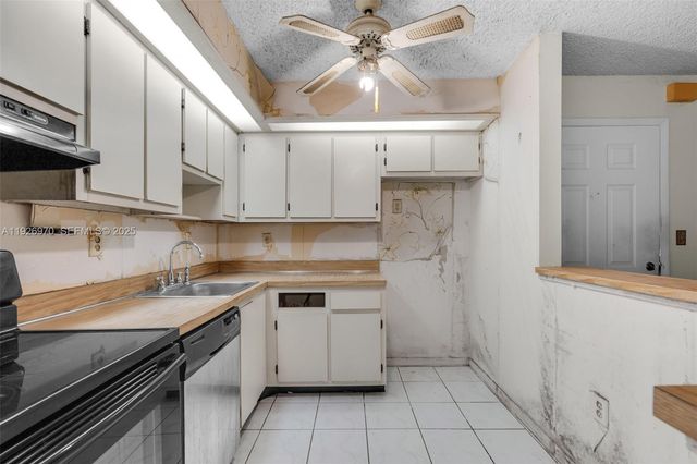 907 NE 199th St 101, Miami, FL 33179