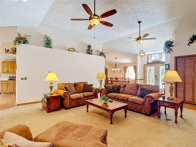 2702 STAFFORD OAKS PLACE, Plant City, FL 33565