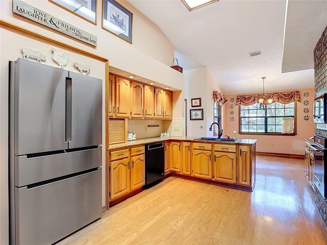 2702 STAFFORD OAKS PLACE, Plant City, FL 33565