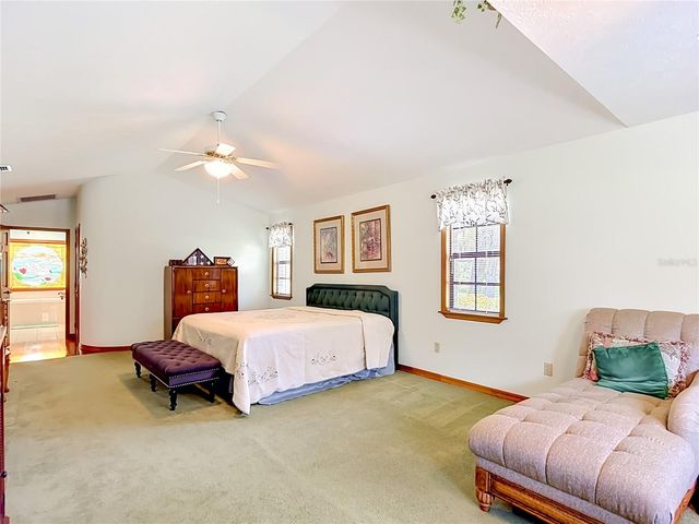 2702 STAFFORD OAKS PLACE, Plant City, FL 33565