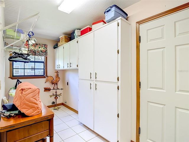 2702 STAFFORD OAKS PLACE, Plant City, FL 33565