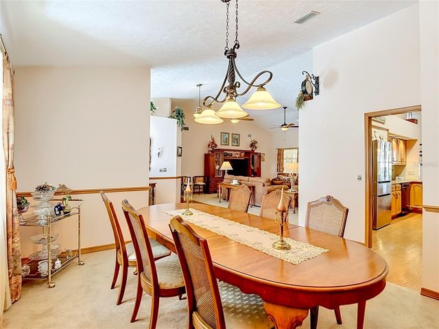 2702 STAFFORD OAKS PLACE, Plant City, FL 33565