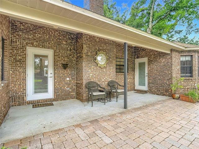 2702 STAFFORD OAKS PLACE, Plant City, FL 33565
