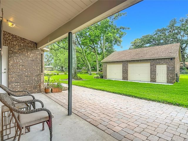 2702 STAFFORD OAKS PLACE, Plant City, FL 33565