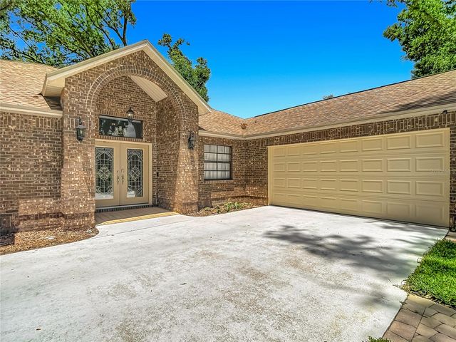 2702 STAFFORD OAKS PLACE, Plant City, FL 33565