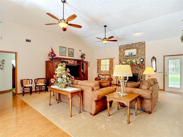 2702 STAFFORD OAKS PLACE, Plant City, FL 33565