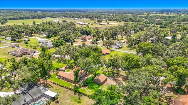 2702 STAFFORD OAKS PLACE, Plant City, FL 33565