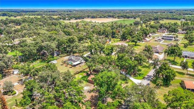2702 STAFFORD OAKS PLACE, Plant City, FL 33565