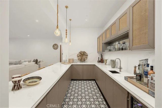 339 W Longden Avenue, Arcadia, CA 91007