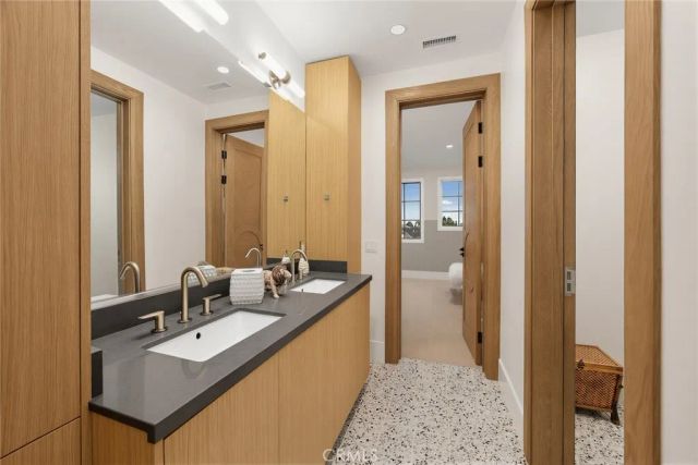 339 W Longden Avenue, Arcadia, CA 91007