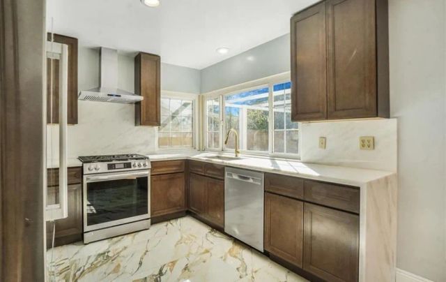 24121 El Tiradore Circle, Mission Viejo, CA 92691