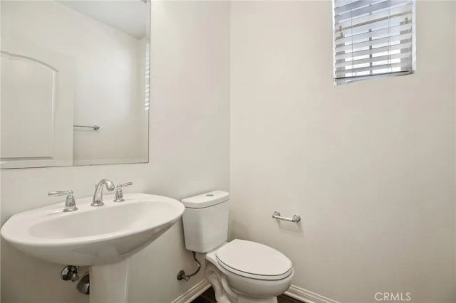 122 Barnes, Tustin, CA 92782