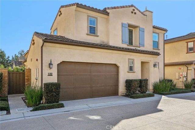 122 Barnes, Tustin, CA 92782