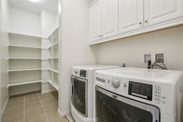 122 Barnes, Tustin, CA 92782