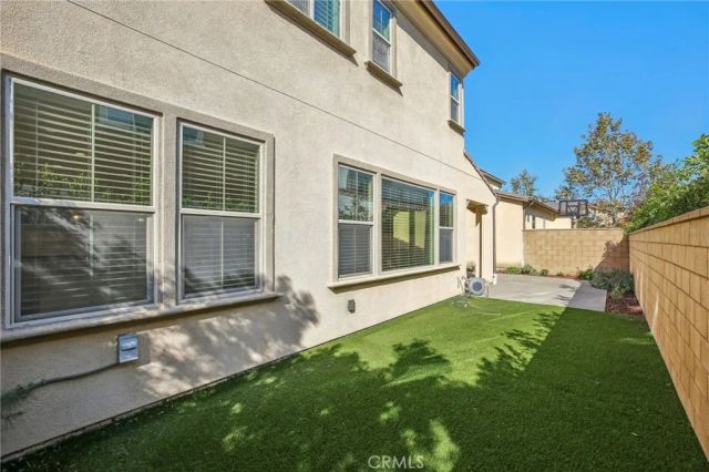 122 Barnes, Tustin, CA 92782