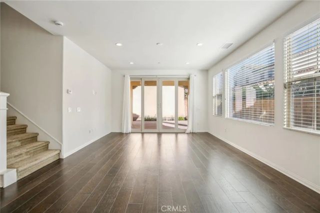 122 Barnes, Tustin, CA 92782