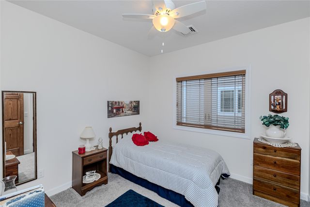 312 E 4th Street N, Newton, IA 50208