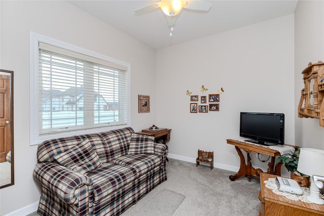 312 E 4th Street N, Newton, IA 50208