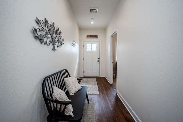 312 E 4th Street N, Newton, IA 50208