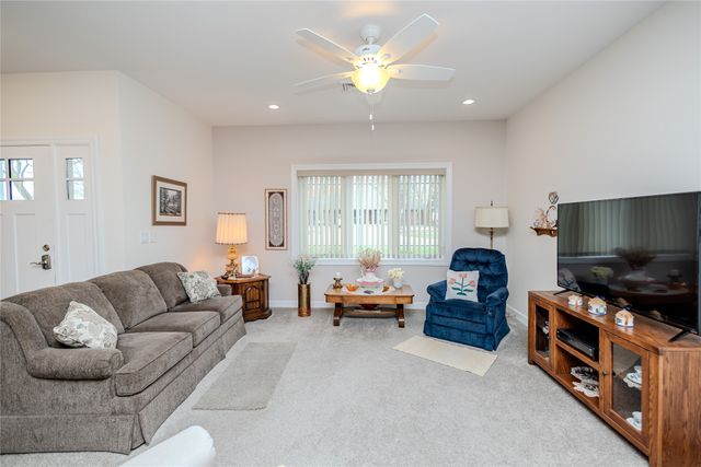 312 E 4th Street N, Newton, IA 50208