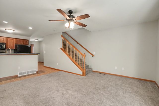 2950 Samuel CT SW C, Cedar Rapids, IA 52404