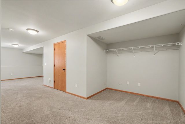 2950 Samuel CT SW C, Cedar Rapids, IA 52404